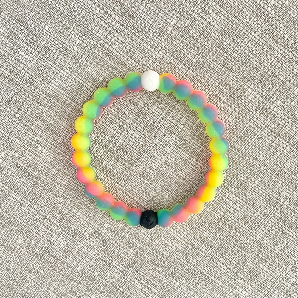 NWOT Lokai Make A Wish Foundation Bracelet